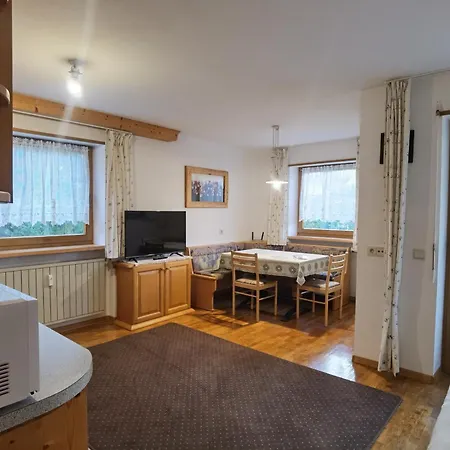 Enrosadira Pedraces Apartment