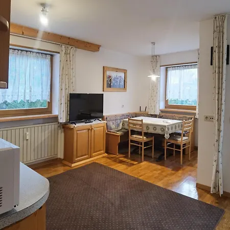 Enrosadira Pedraces Apartment